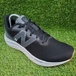 New Balance Fresh Foam Arishi v4 SIZE 9.5 Men's Running Walking Shoes Black Gum